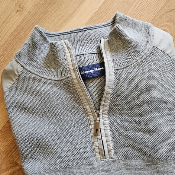 Tommy Bahama | Gray Quarter-Zip Sweater‎ Men's Size Medium - Picture 1 of 7